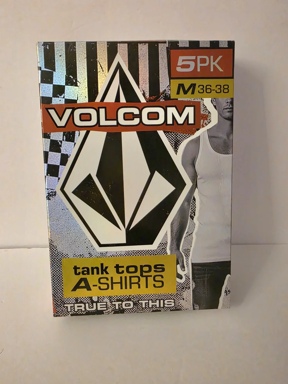 NWT Volcom Men’s White Tank Tops 5-Pack - White Medium